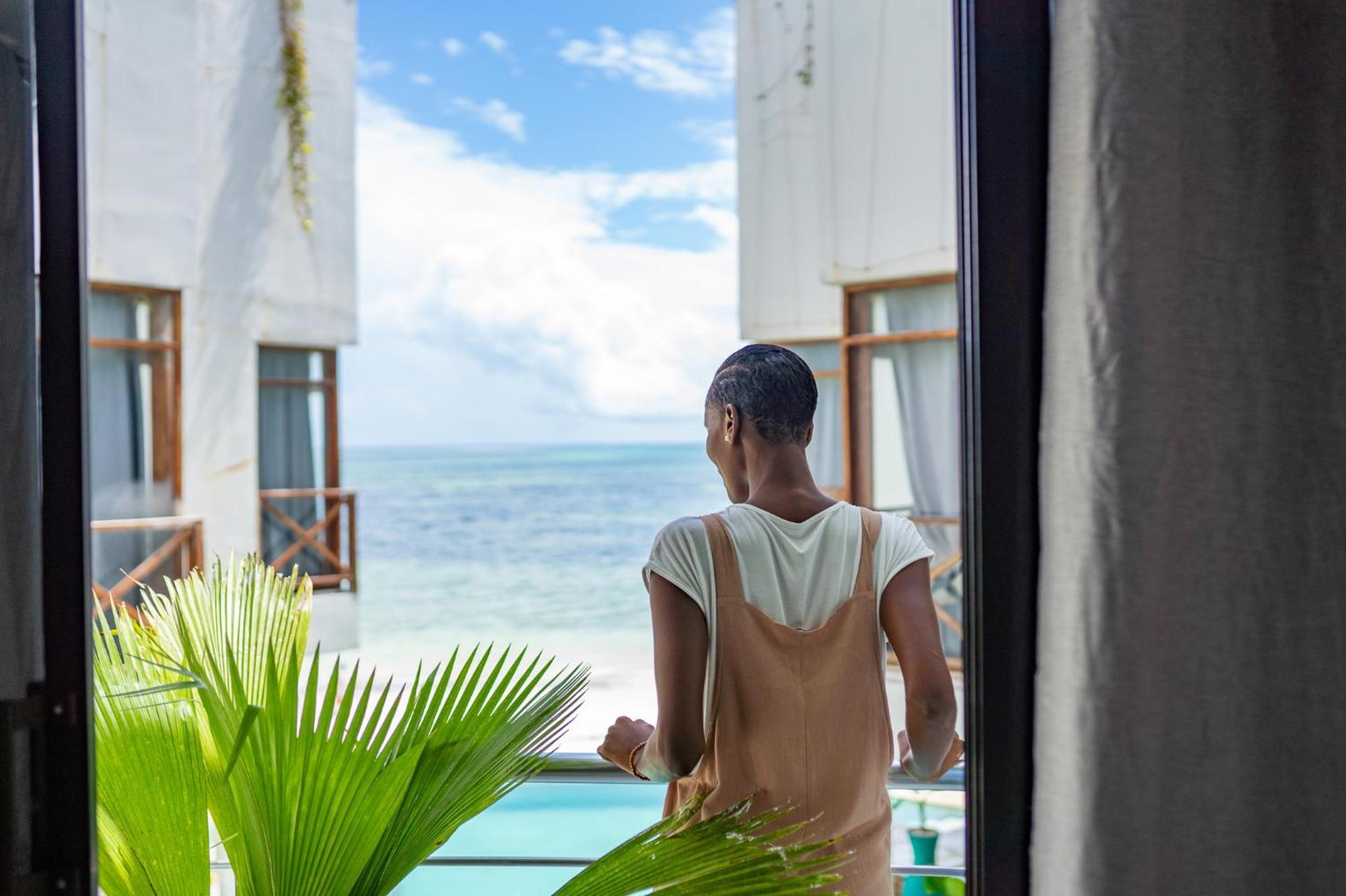 Hotel Pili Pili Tropical Beach 5*